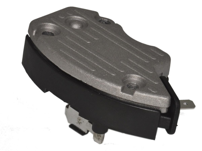 Regulator 130820-LU-CG